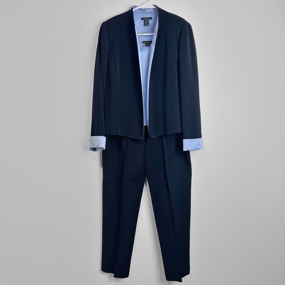 T & Company Vintage Suit Set Black Satin Blue Women’s Size 10